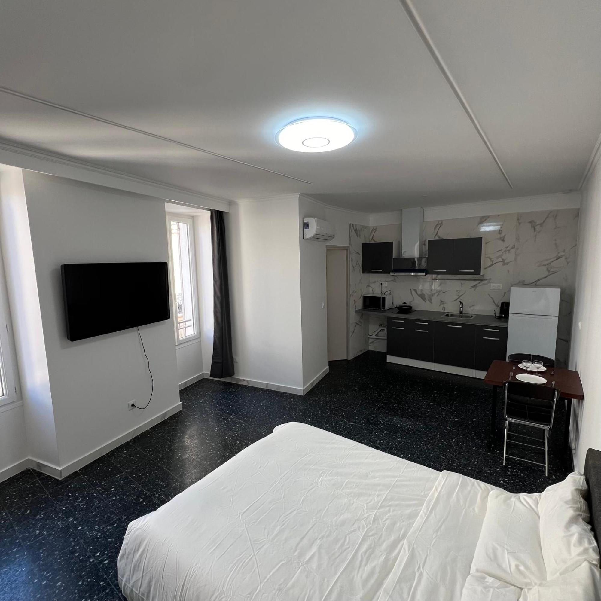 Suite St Charles, Canebiere, Vieux-Port Marseille Kültér fotó